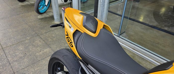 2025 Triumph Street Triple RS Street Triple Yellow