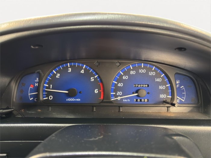 2003 Toyota Hilux