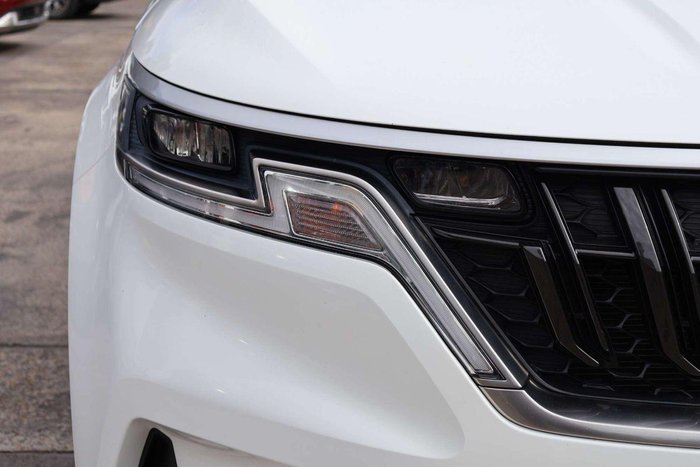 2023 Kia Carnival S