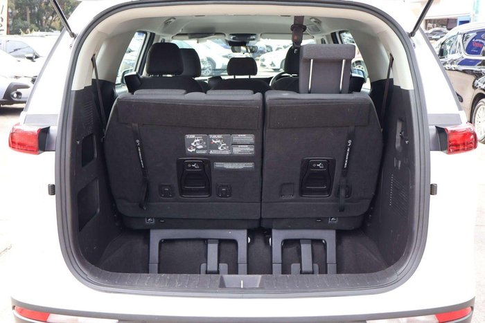 2023 Kia Carnival S