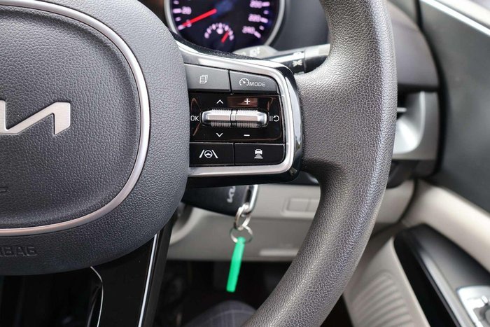 2023 Kia Carnival S