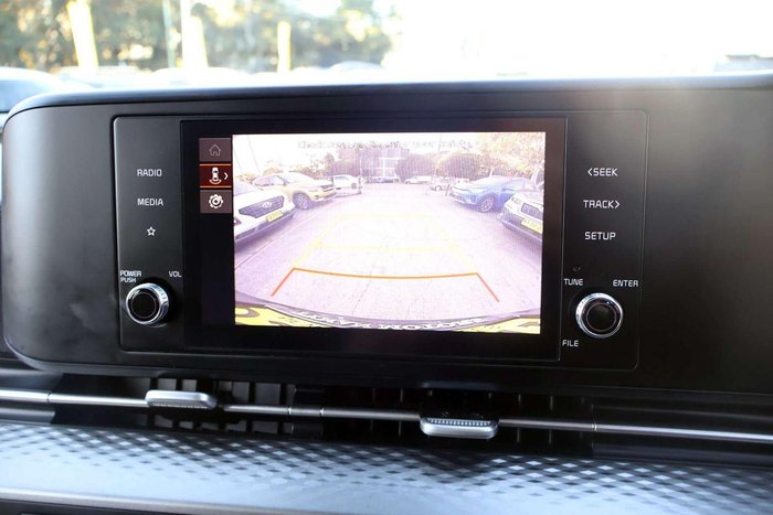 2022 Kia Carnival S