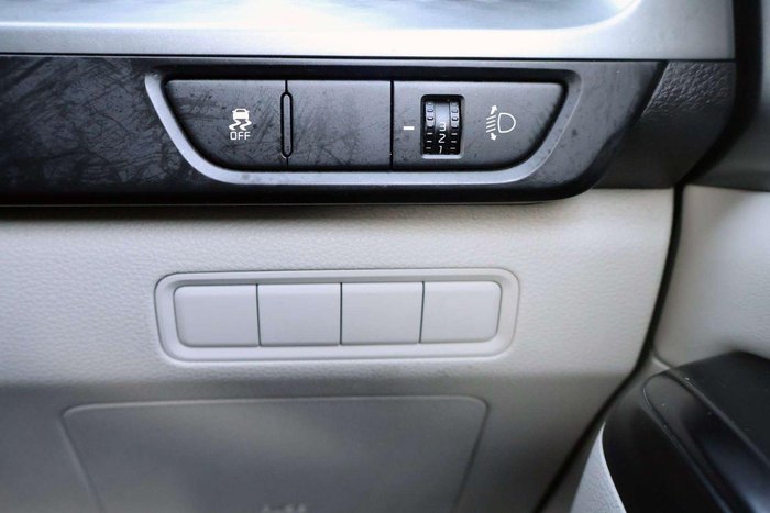 2022 Kia Carnival S