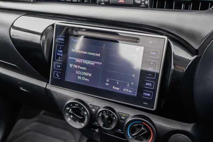 2015 Toyota Hilux SR