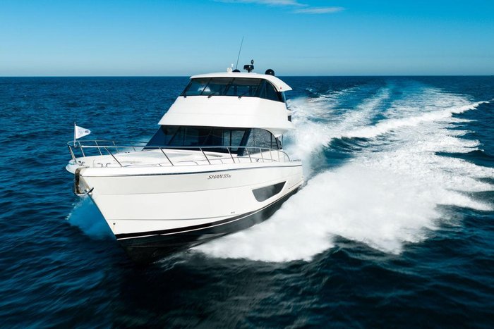 2022 Maritimo M55 Flybridge Motor Yacht