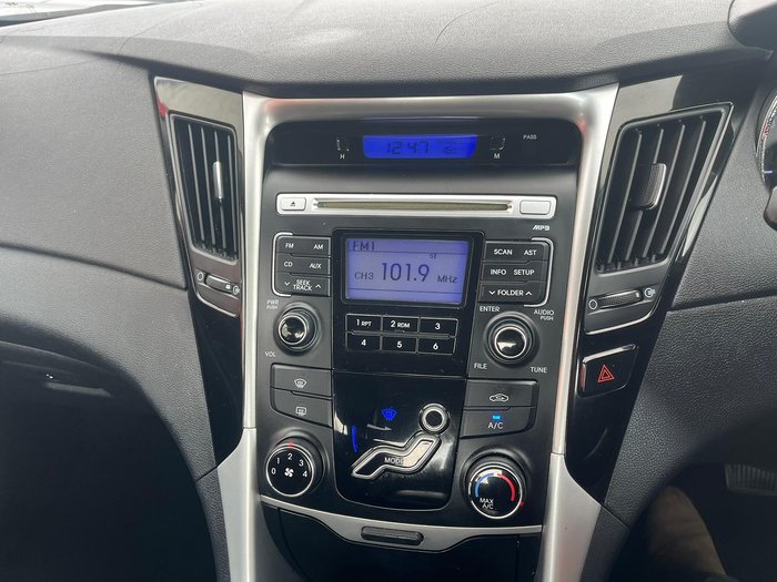 2012 Hyundai i45 Active