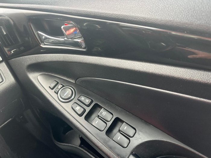 2012 Hyundai i45 Active