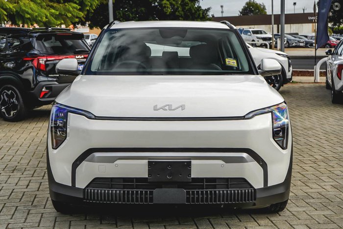 2026 Kia EV3 Air Long Range SV MY27 Clear White