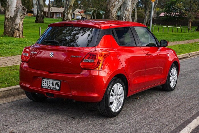 2018 Suzuki Swift GL Navigator