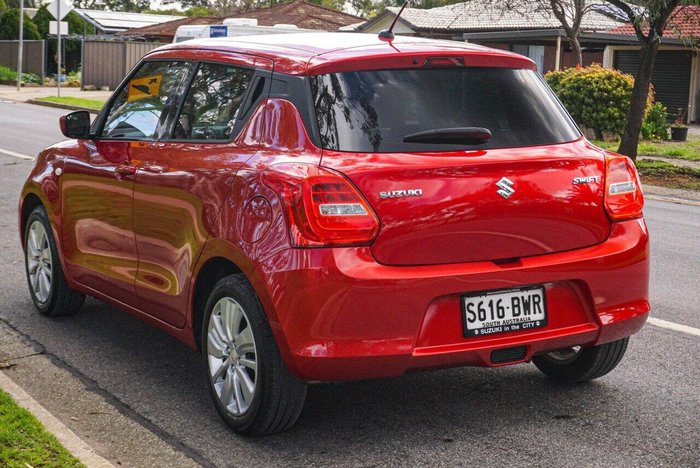 2018 Suzuki Swift GL Navigator