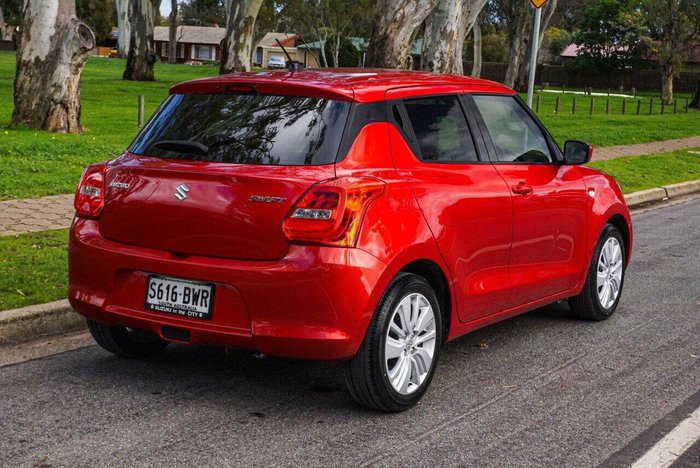 2018 Suzuki Swift GL Navigator