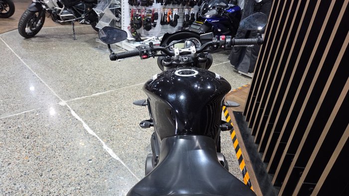 2017 Triumph STREET TRIPLE S 660 LAMS Black
