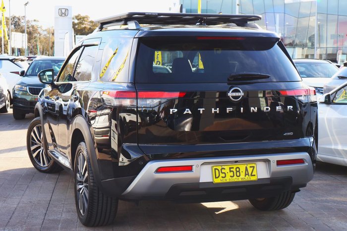 2022 Nissan Pathfinder Ti-L