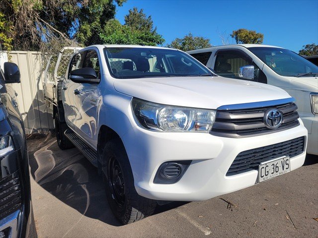 2015 Toyota Hilux SR GUN126R 4X4 Dual Range