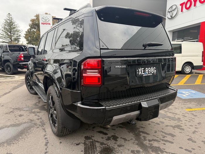 2024 Toyota Landcruiser Prado Kakadu
