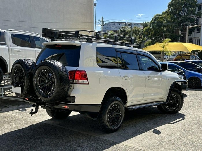 2010 Toyota Landcruiser GXL