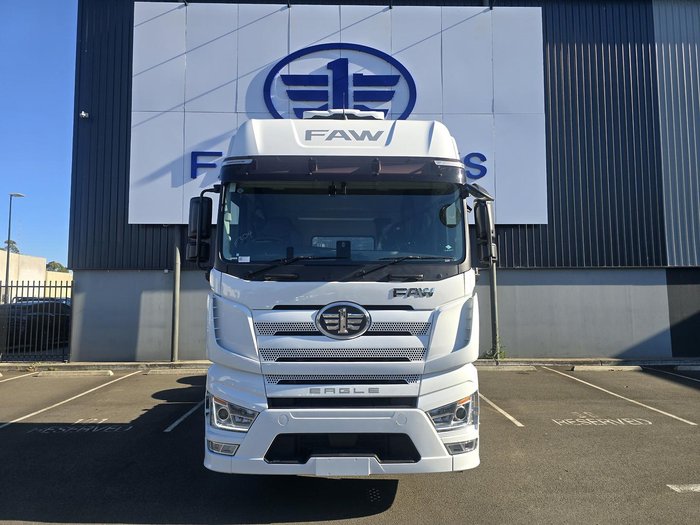 2026 FAW J7