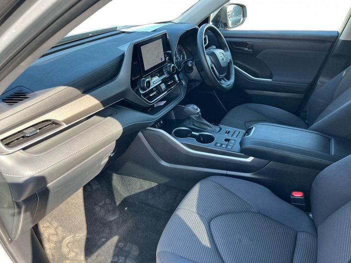 2024 Toyota Kluger GX