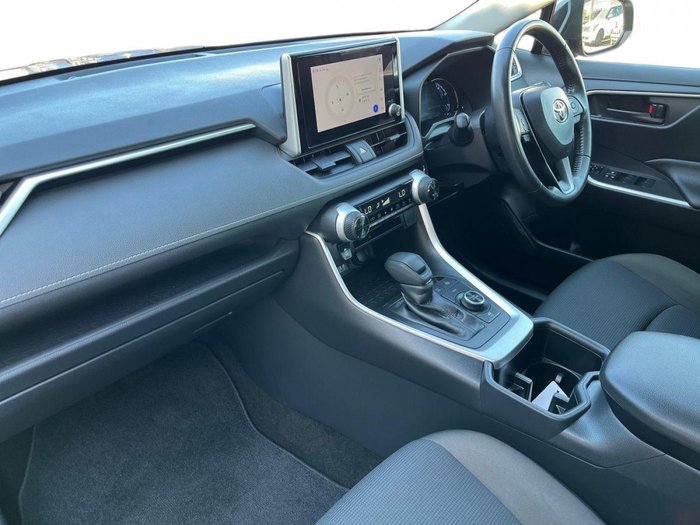 2024 Toyota RAV4 GX