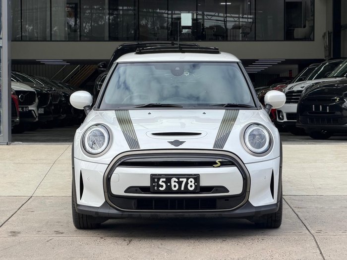 2023 MINI Hatch Cooper SE Resolute