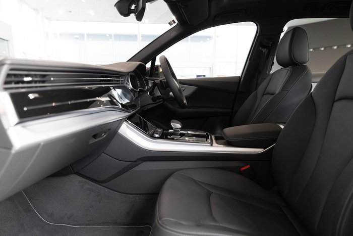 2025 Audi Q7 TDI 170kW S line edition