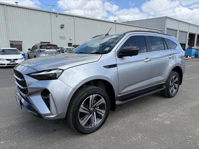 2025 Isuzu MU-X LS-T