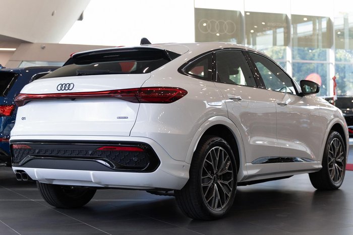 2025 Audi Q5 TDI 150kW