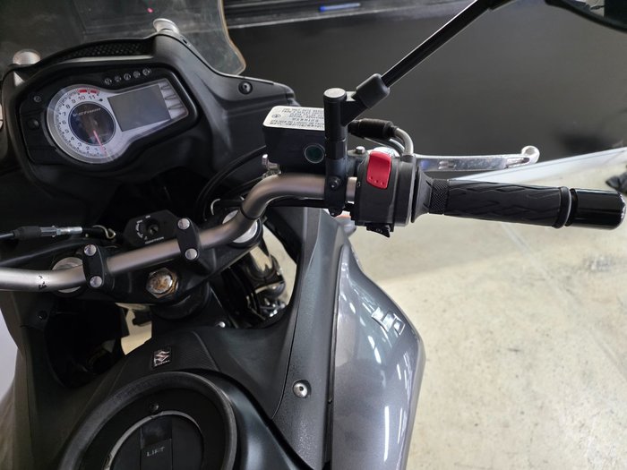 2013 Suzuki DL650A V-STROM SILVER