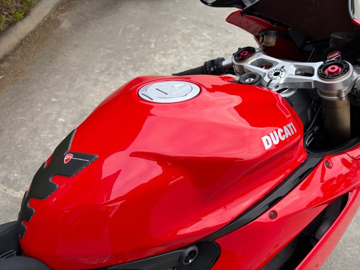 2015 DUCATI 1299 PANIGALE Red