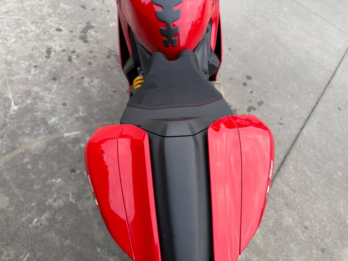 2015 DUCATI 1299 PANIGALE Red