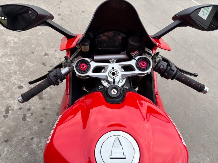 2015 DUCATI 1299 PANIGALE Red