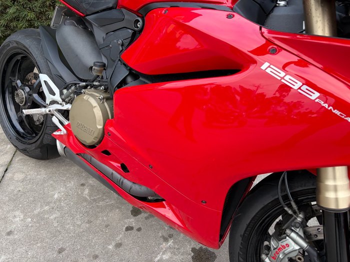 2015 DUCATI 1299 PANIGALE Red