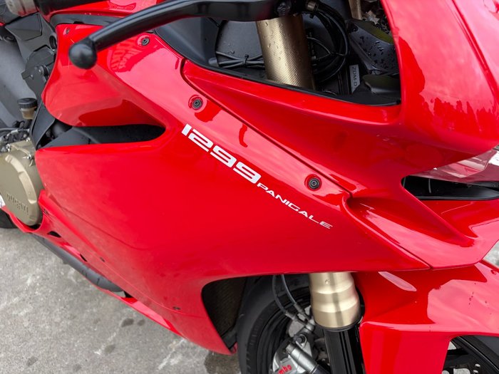 2015 DUCATI 1299 PANIGALE Red