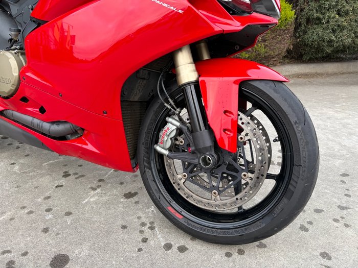 2015 DUCATI 1299 PANIGALE Red