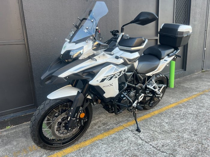 2022 Benelli TRK 502X (ABS) WHITE