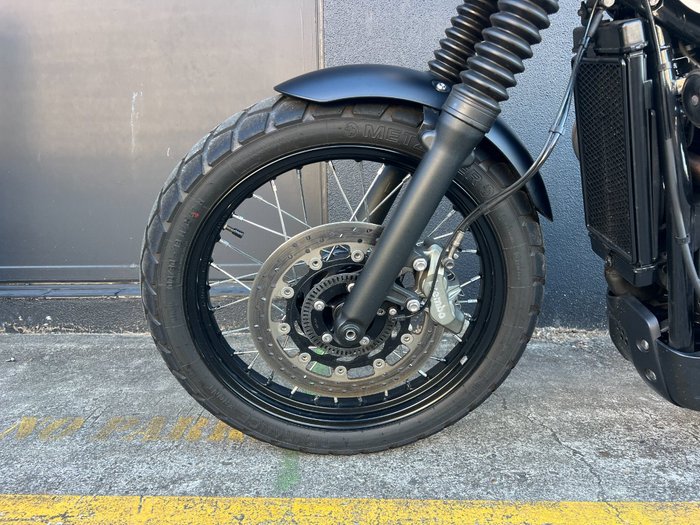 2021 Triumph STREET SCRAMBLER GREEN