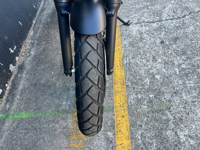 2021 Triumph STREET SCRAMBLER GREEN