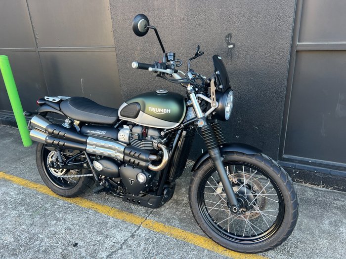 2021 Triumph STREET SCRAMBLER GREEN