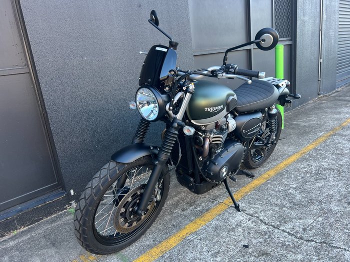 2021 Triumph STREET SCRAMBLER GREEN