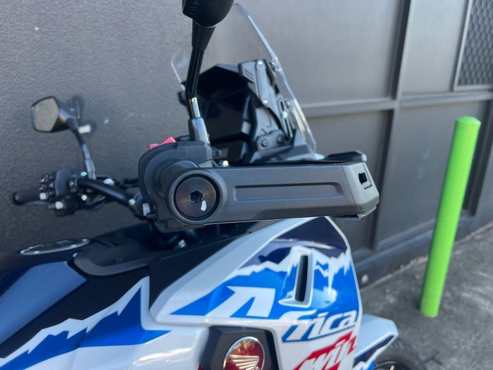 2025 Honda CRF1100A3 AFRICA TWIN (ABS) WHITE