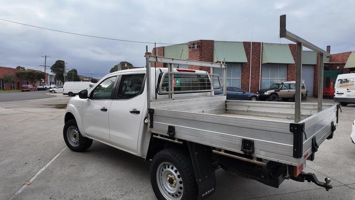 2022 Nissan Navara SL