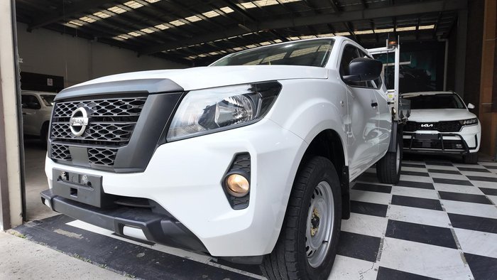 2022 Nissan Navara SL