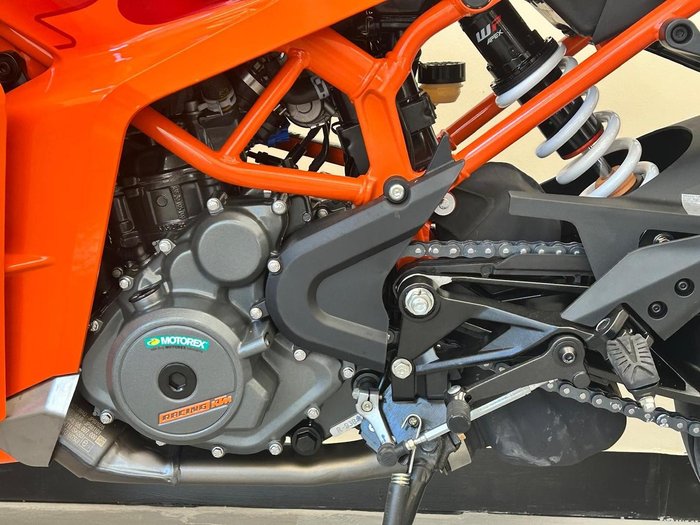 2024 KTM RC 390 RC Orange
