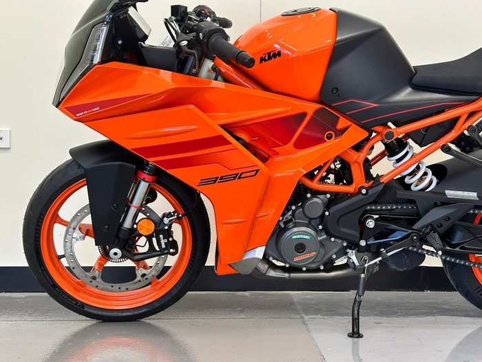 2024 KTM RC 390 RC Orange