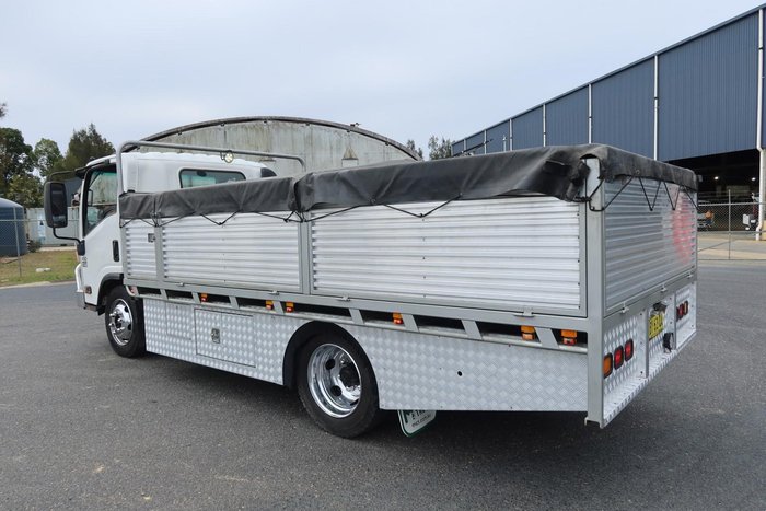 2014 Isuzu N Series NQR 450