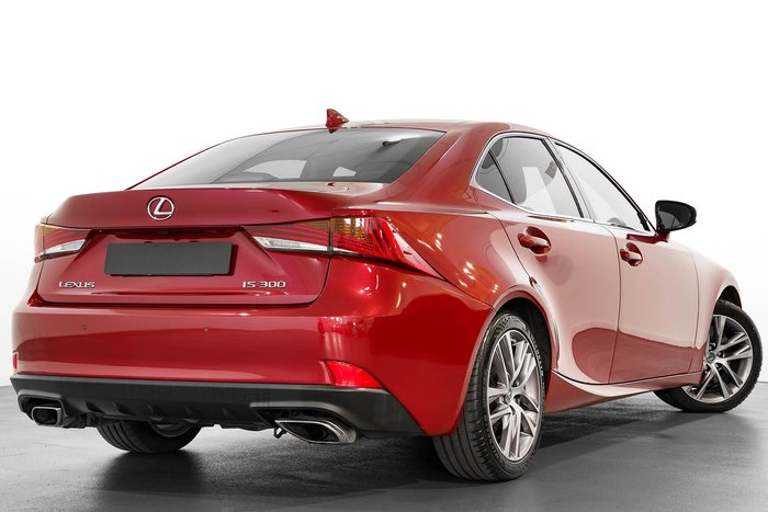 2018 Lexus IS 300 Luxury