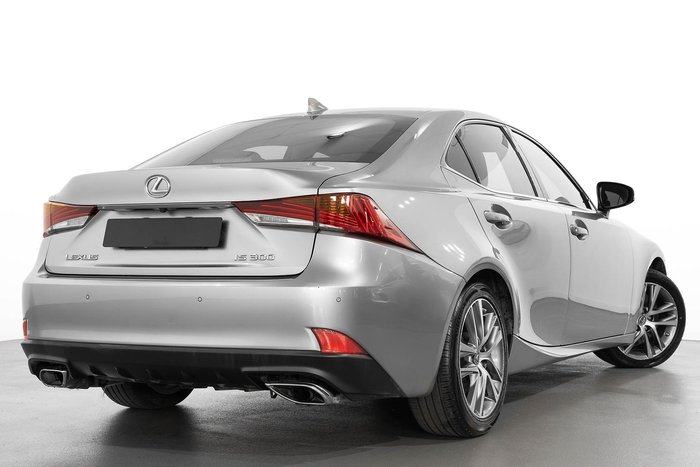 2018 Lexus IS 300 Luxury