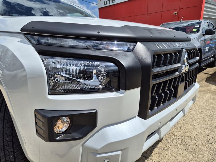 2025 Mitsubishi Triton GLX-R