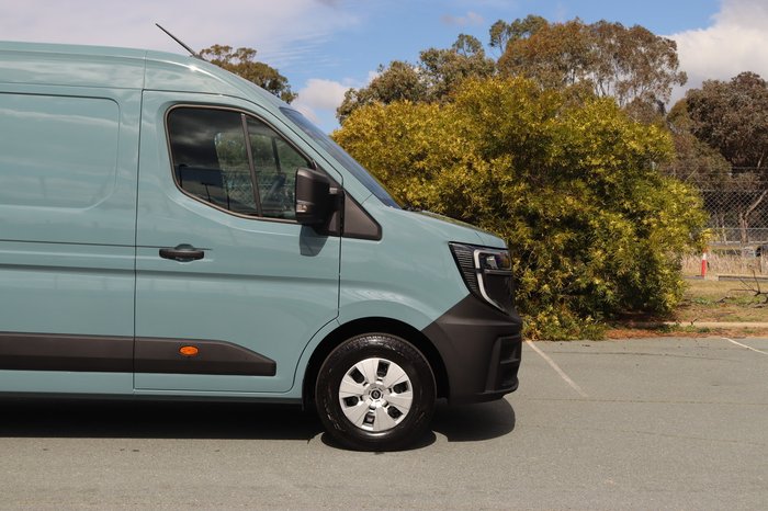 2026 Renault Master Mid Roof LWB