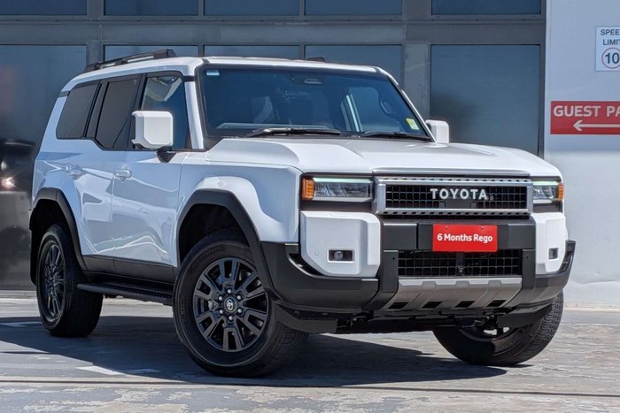 2024 Toyota Landcruiser Prado